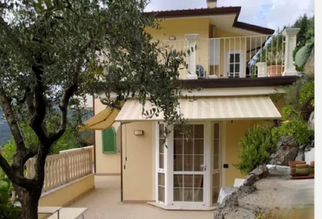 Casa indipendente con giardino, Carrara fossone