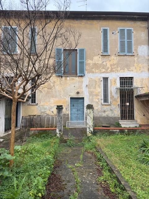 Villa con giardino, Carrara marina di