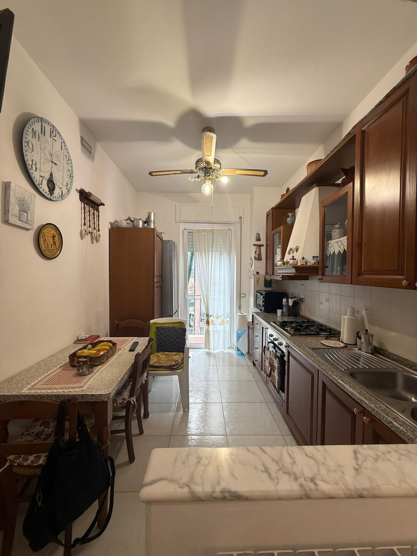 Quadrilocale ristrutturato, Carrara fossola