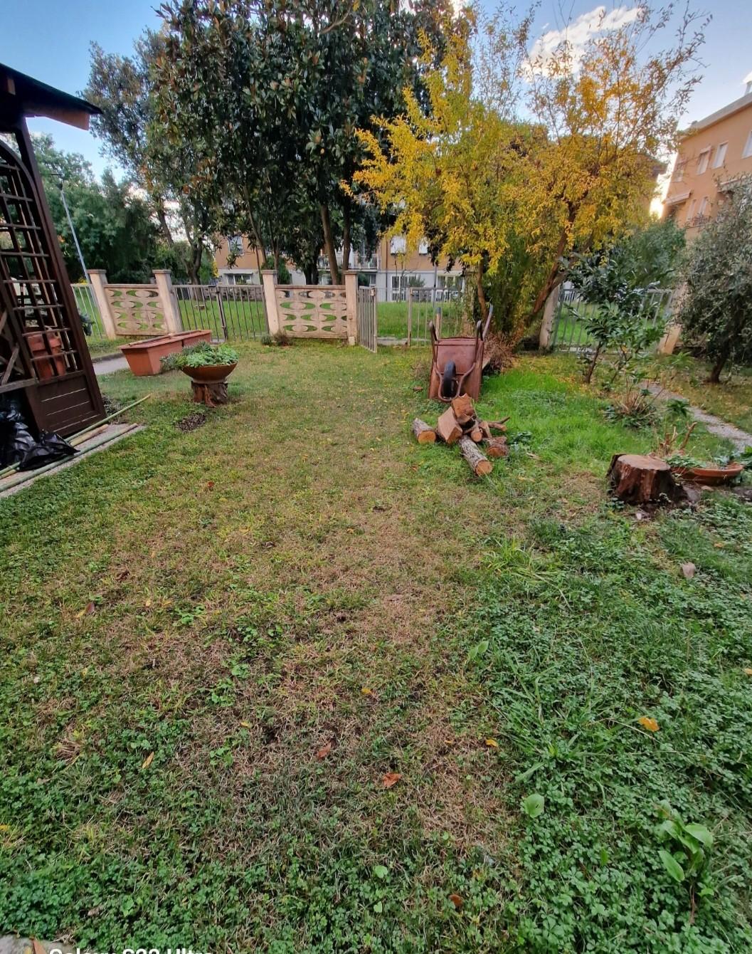 Quadrilocale con giardino a Ortonovo
