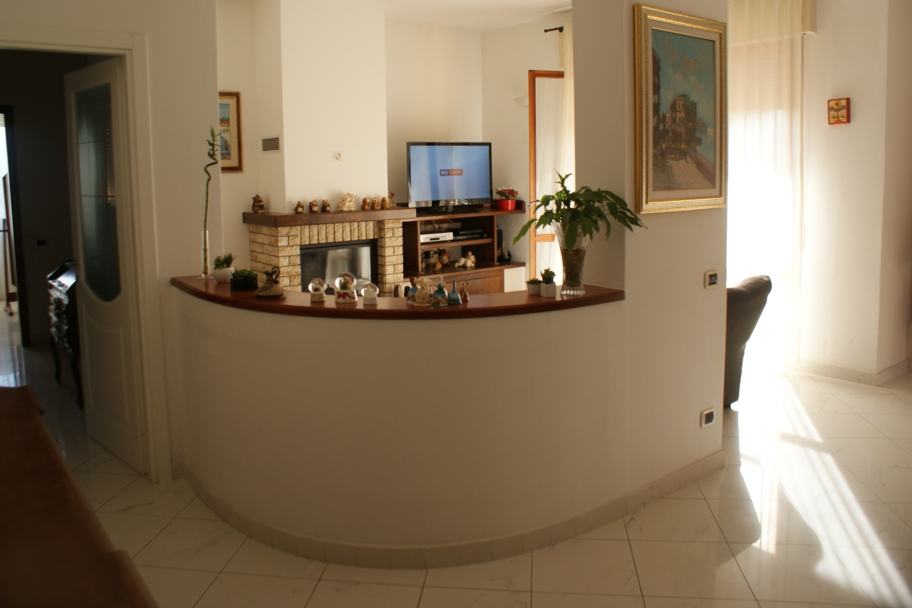 Casa indipendente in vendita a Ortonovo