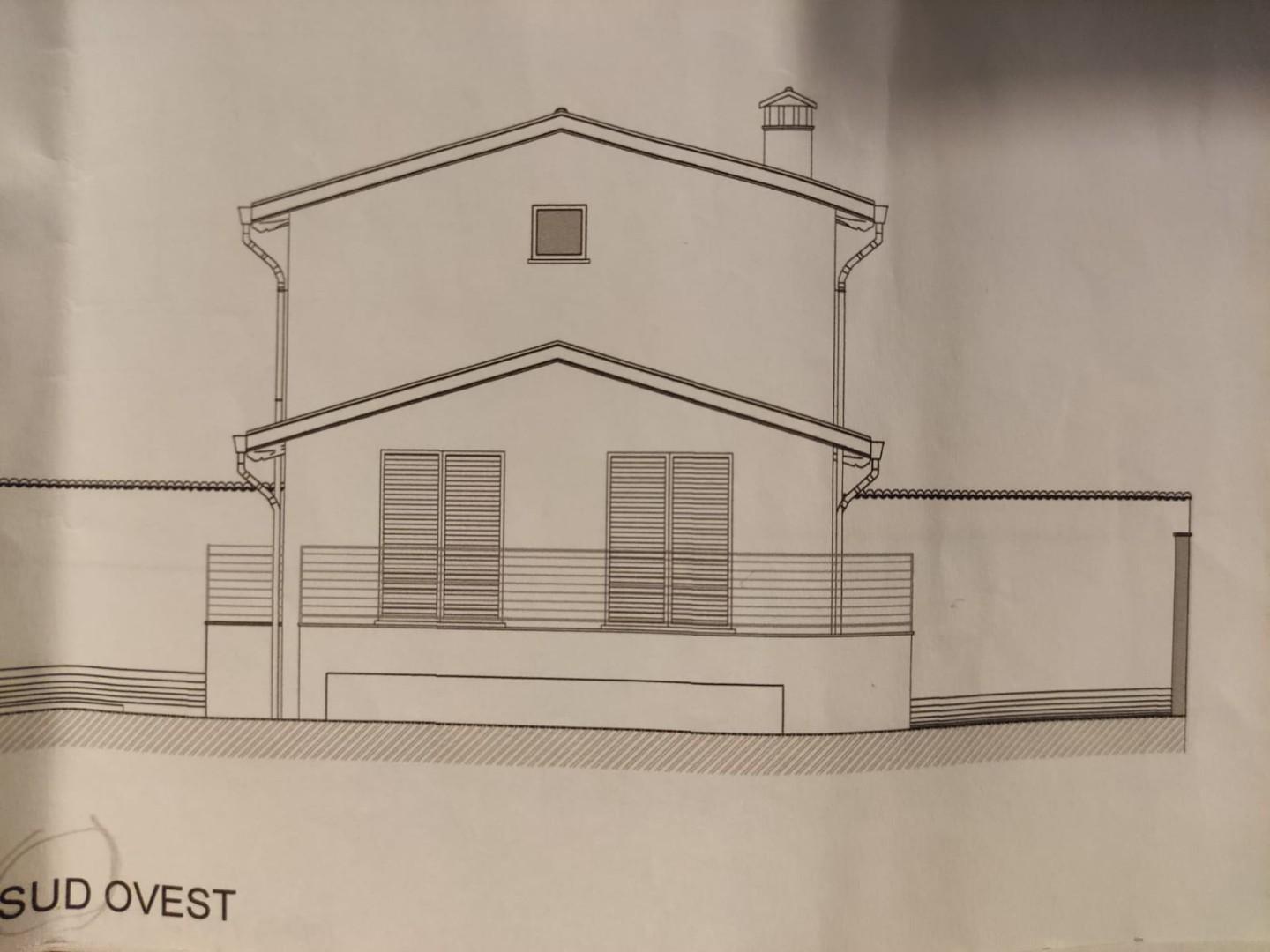 Casa indipendente con giardino, Carrara marina di