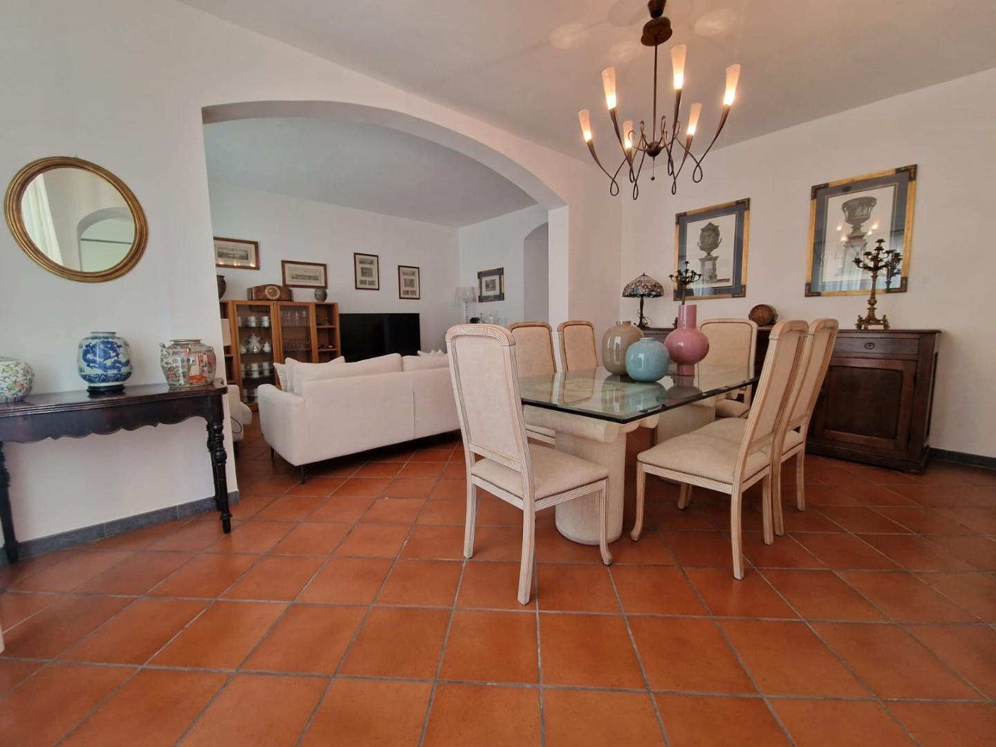 Villa Bifamiliare con giardino, Carrara sant'antonio