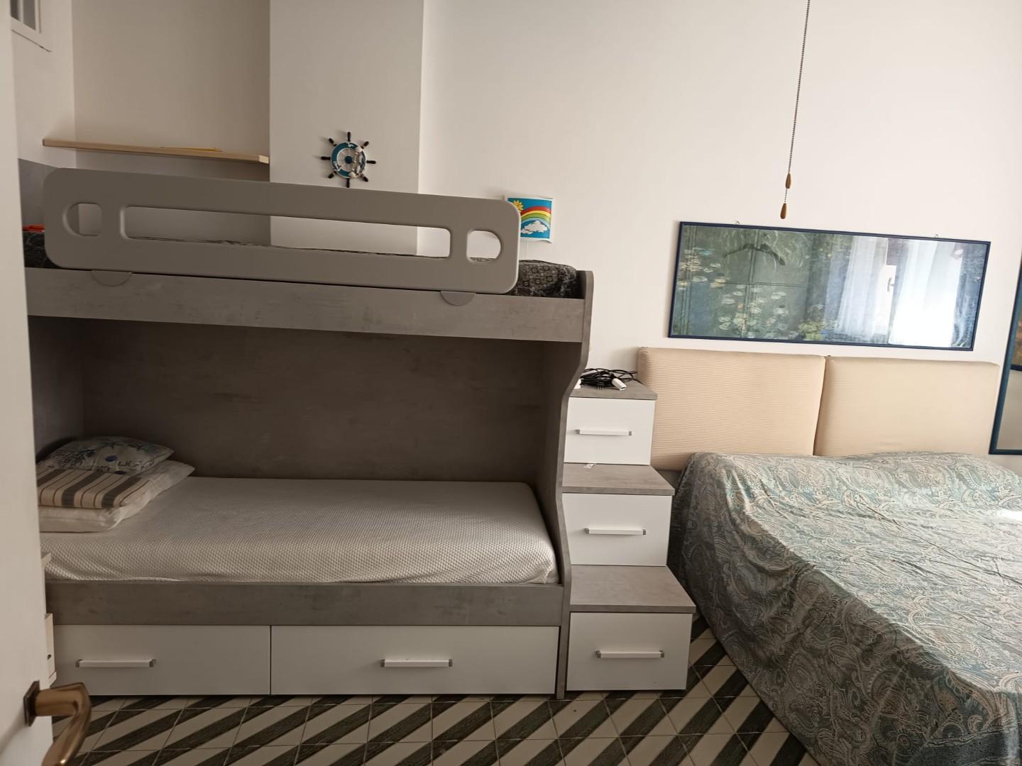 Trilocale in vendita, Carrara marina di