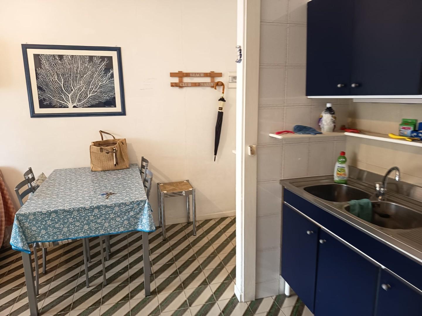 Trilocale in vendita, Carrara marina di