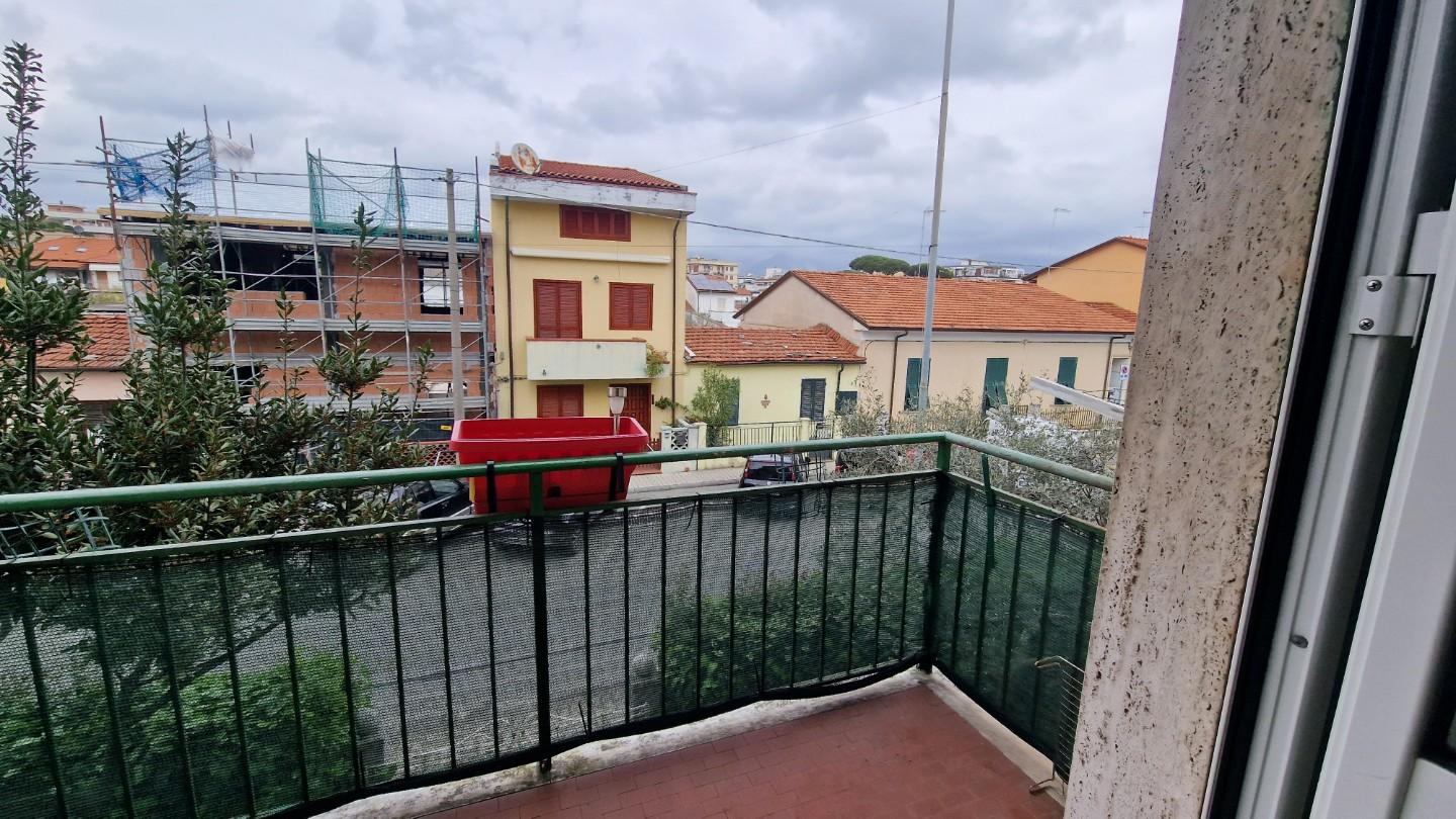 Quadrilocale in vendita, Carrara marina di