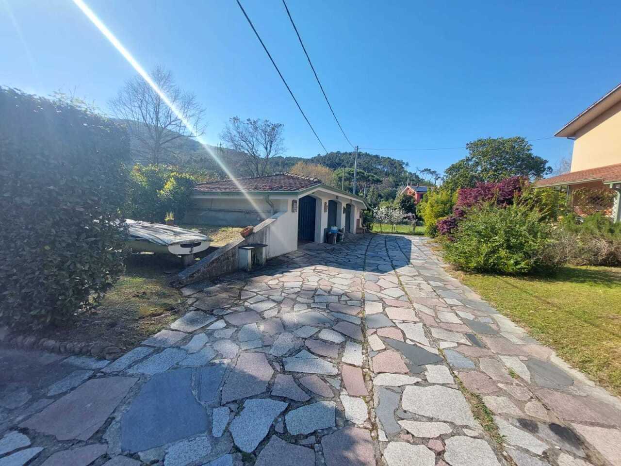 Casa indipendente con giardino, Ameglia bocca di magra