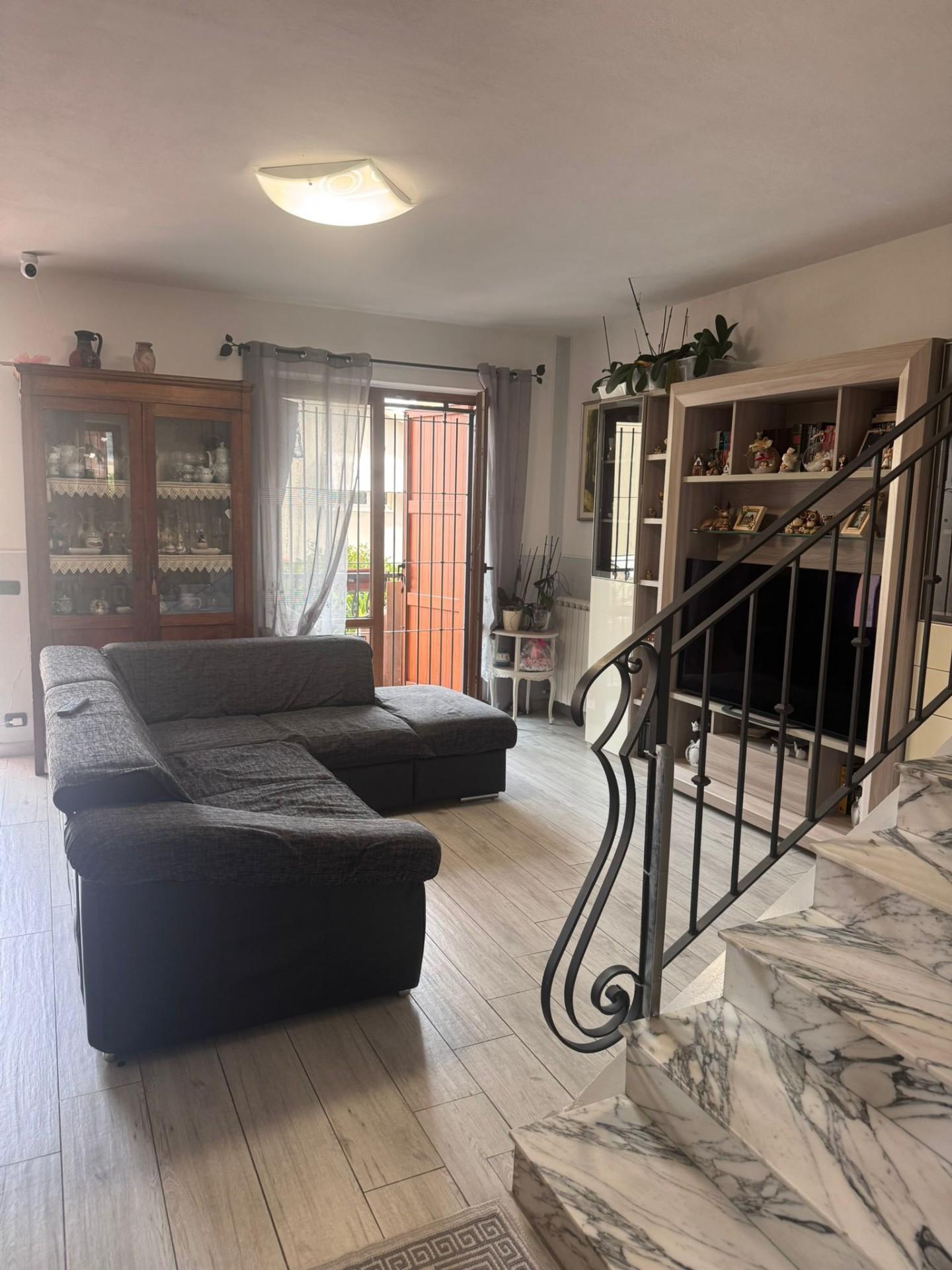 Villa in vendita, Carrara avenza