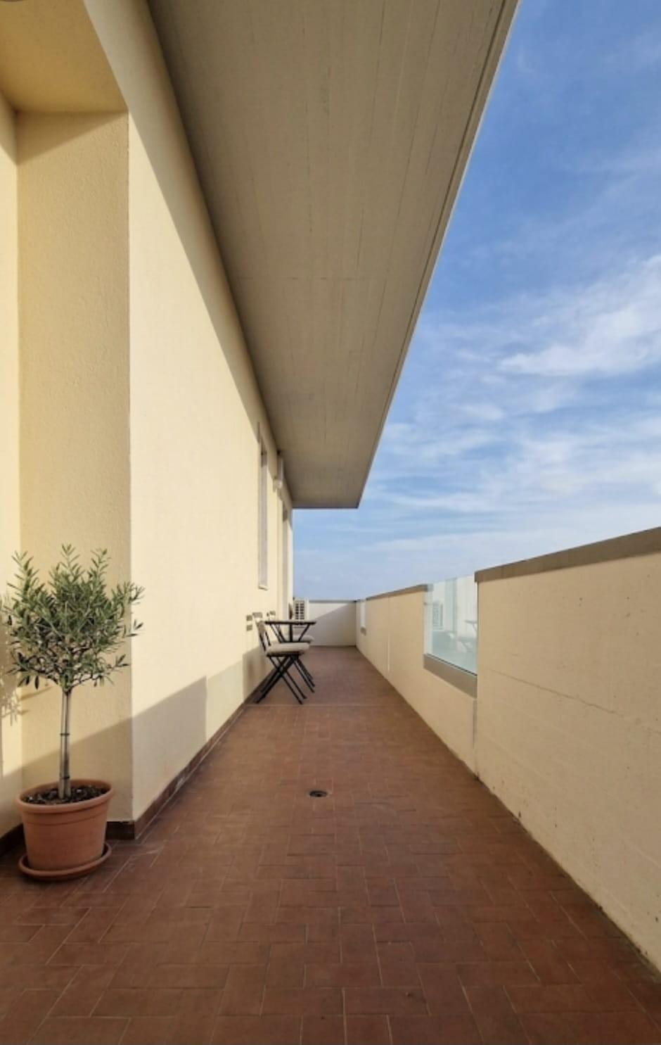 Appartamento con terrazzo, Carrara marina di