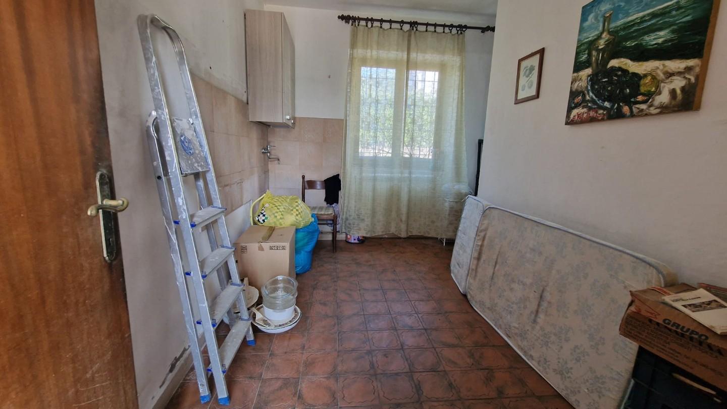 Casa indipendente con giardino, Ortonovo isola