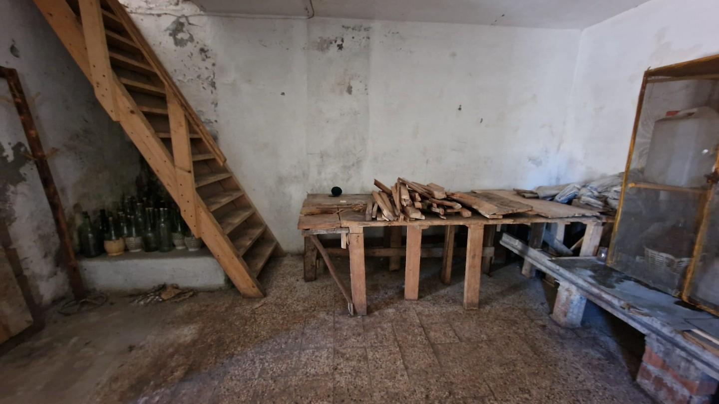 Casa indipendente da ristrutturare, Fivizzano agnino