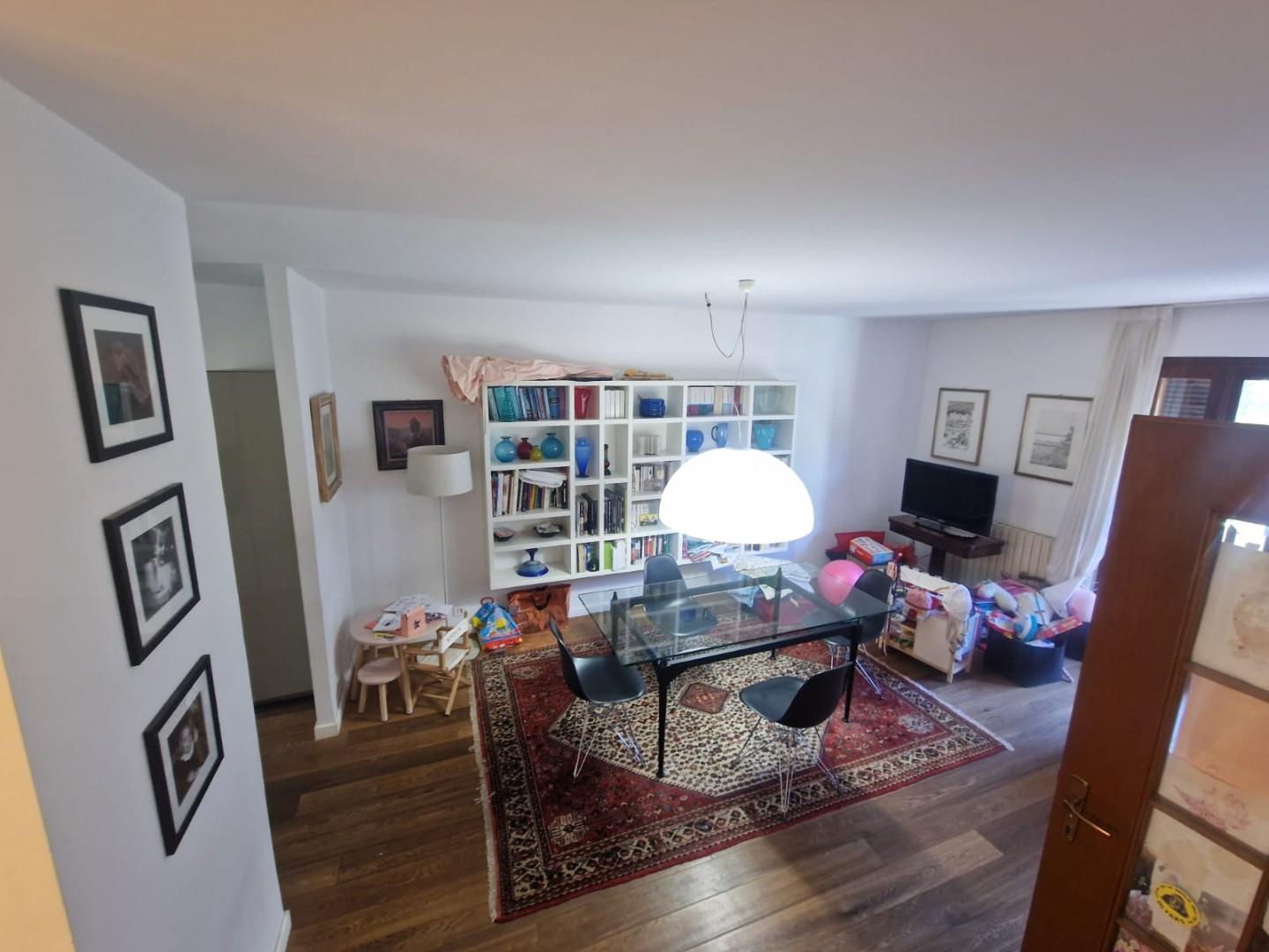 Villa con giardino, Carrara avenza