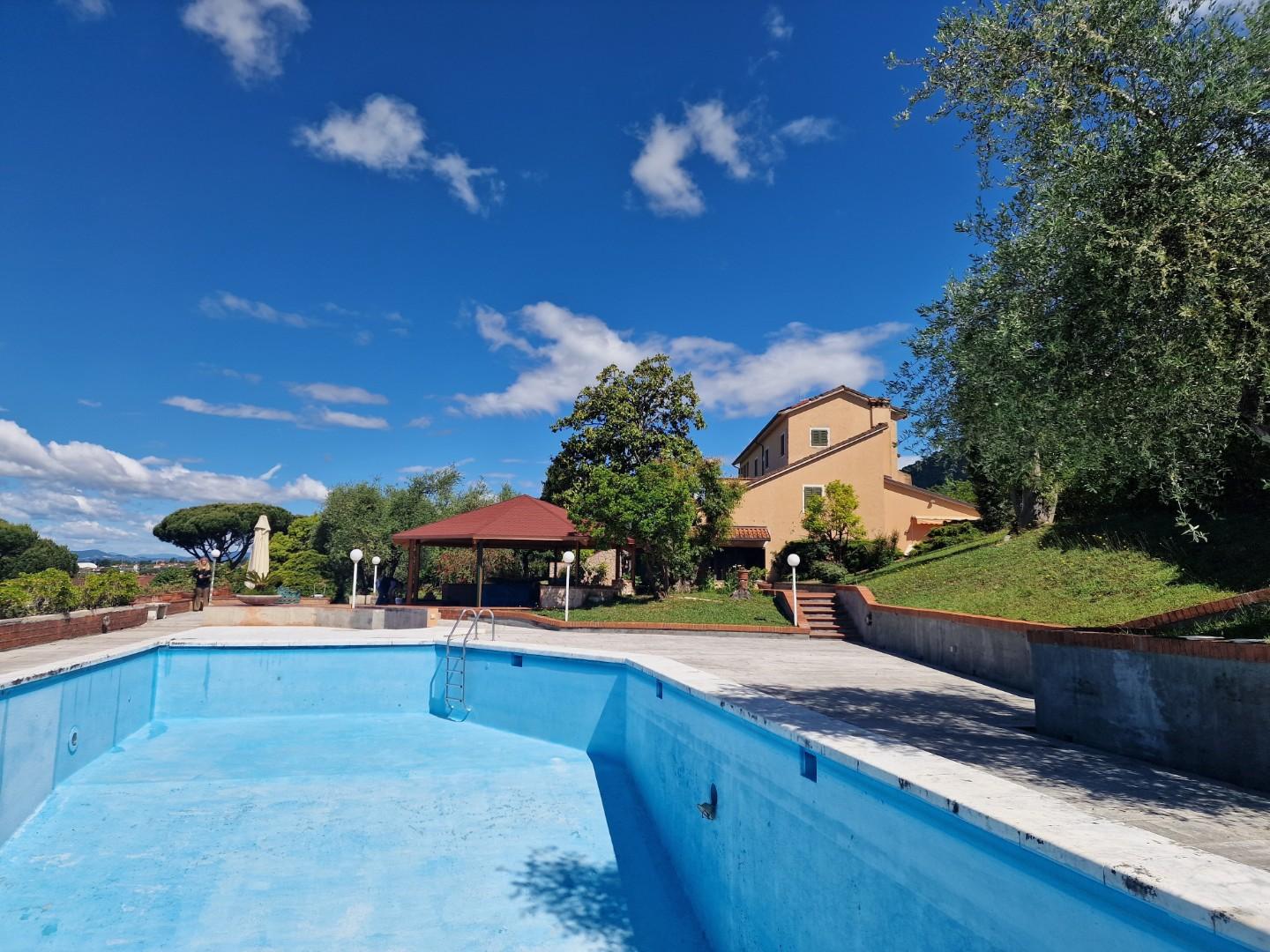 Villa in vendita, Carrara fossone