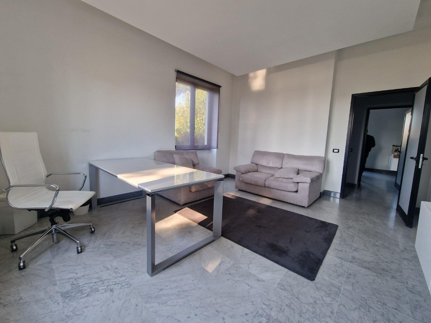 Ufficio in affitto, Carrara avenza
