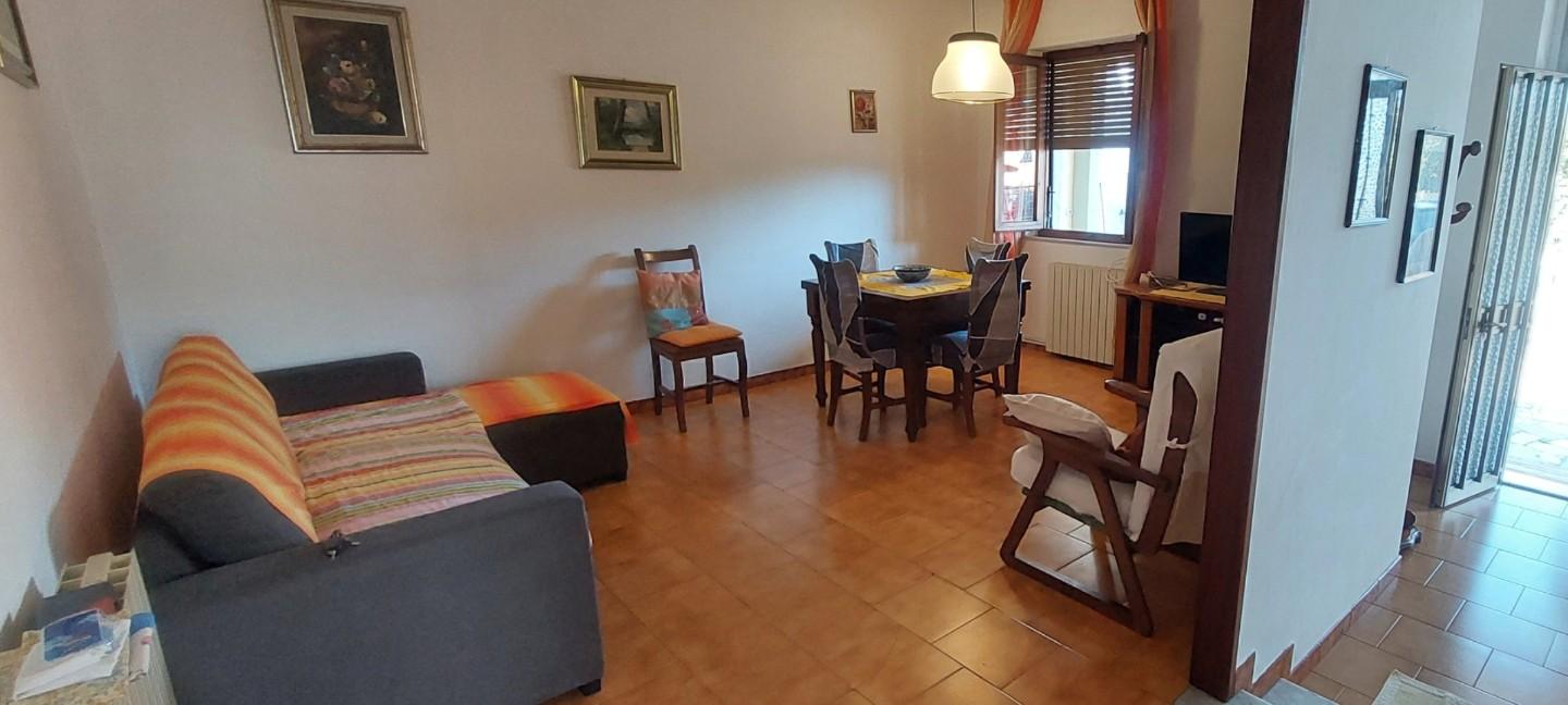 Quadrilocale arredato in affitto a Carrara