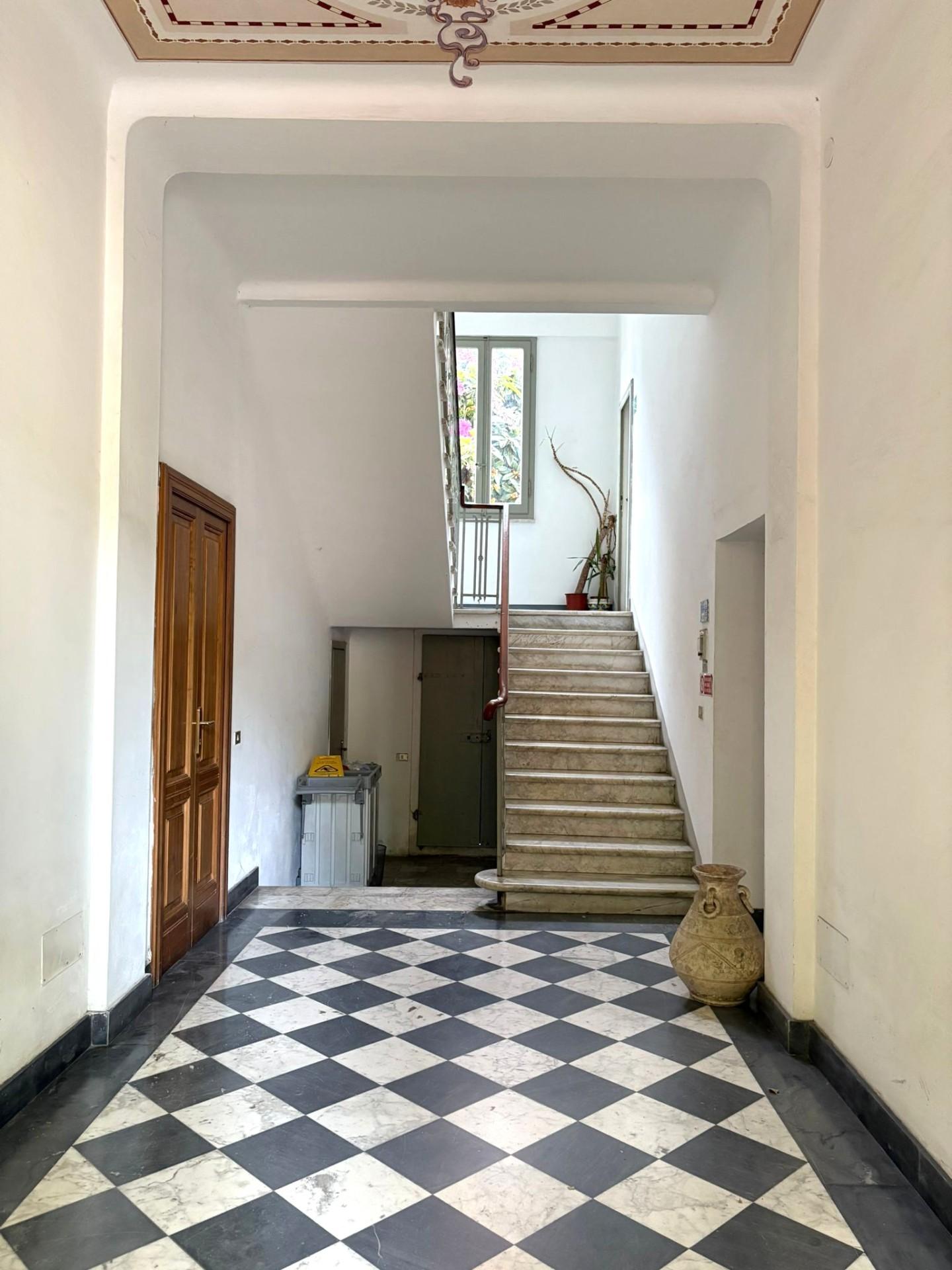Villa con giardino a Massa
