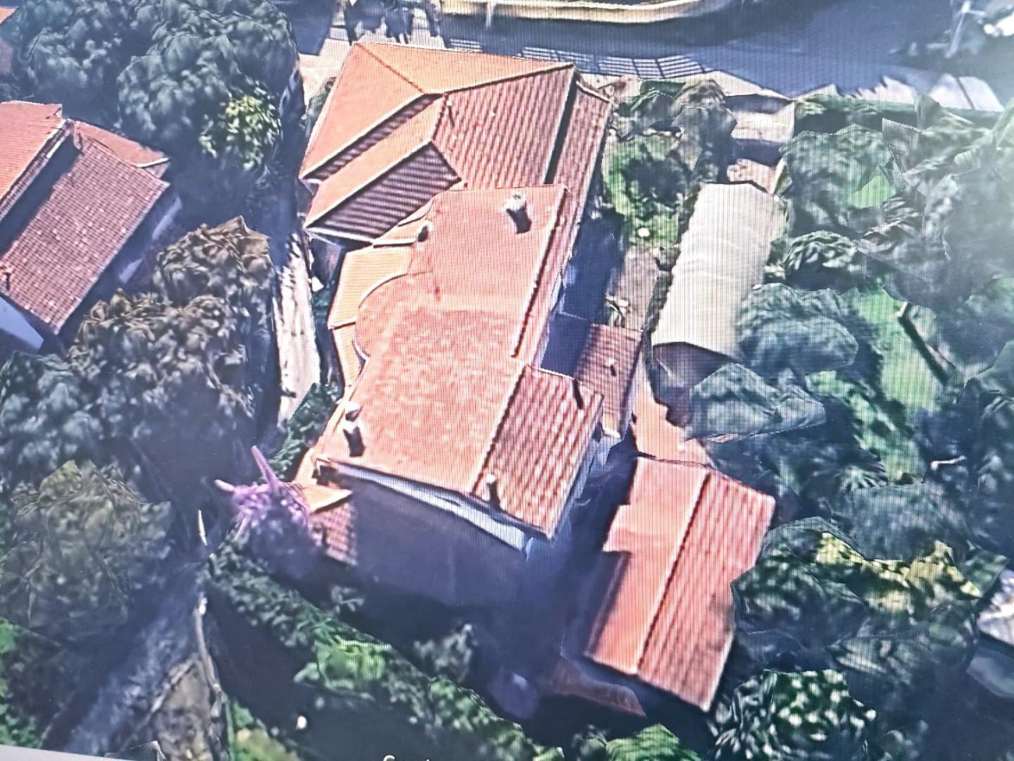 Villa Bifamiliare con giardino a Massa