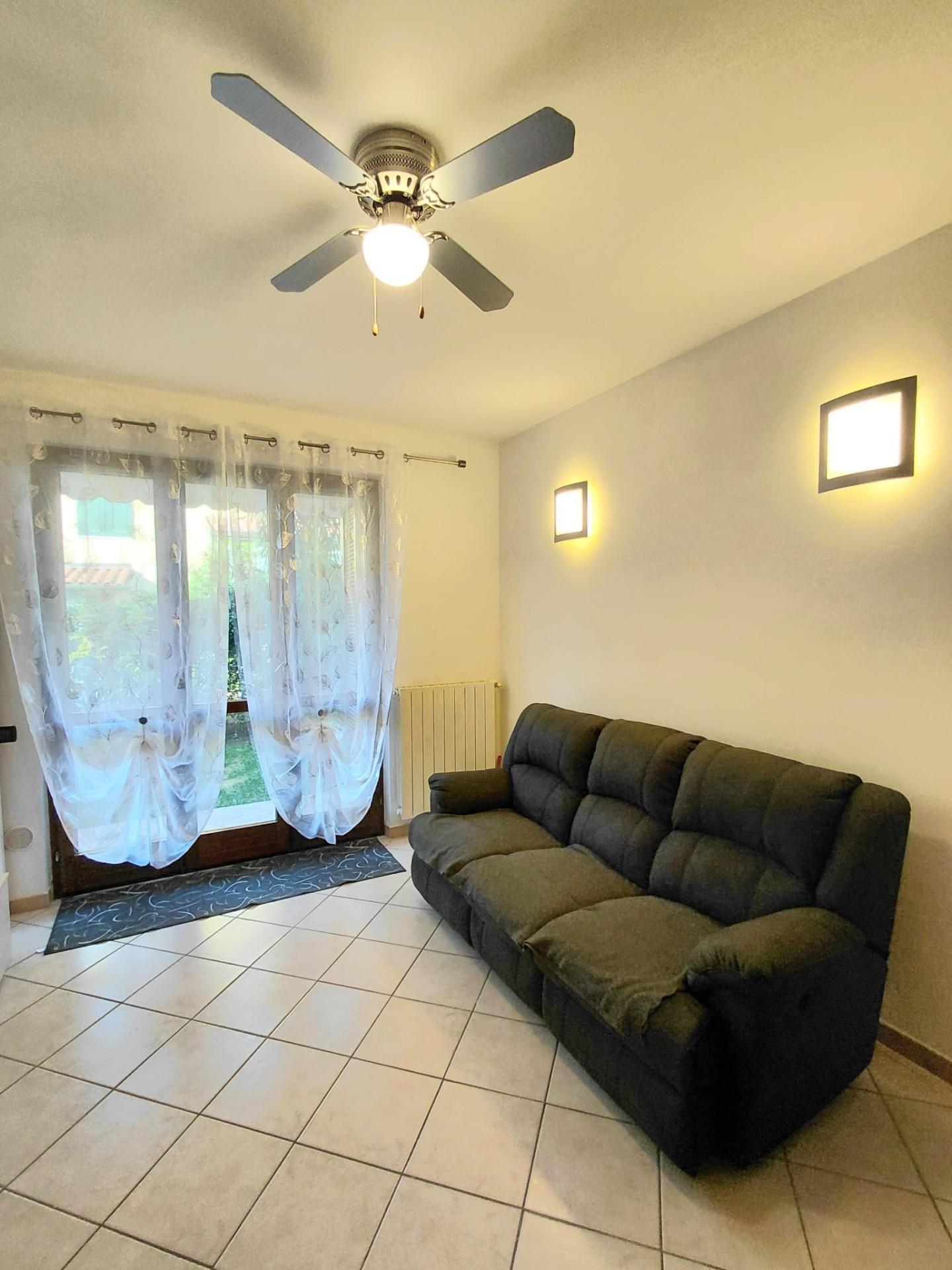 Trilocale in vendita, Massa marina di