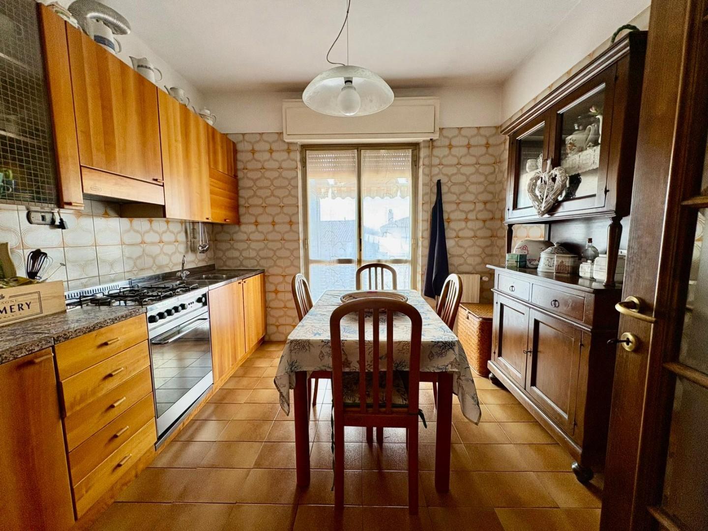 Quadrilocale in vendita a Massa