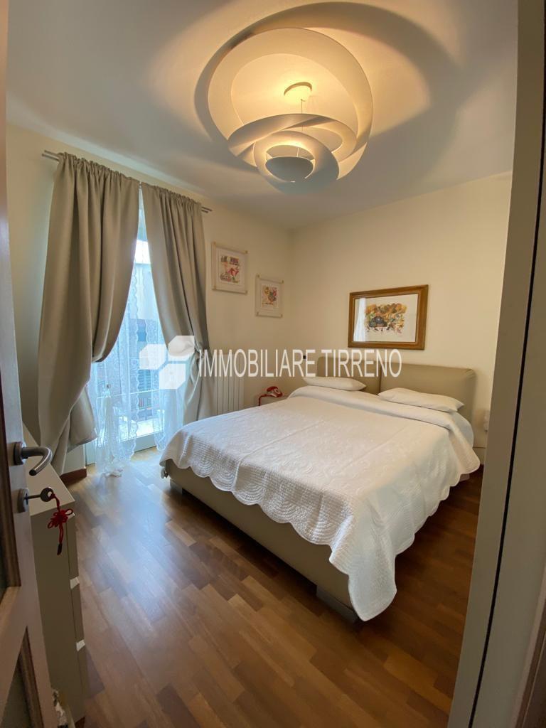 Quadrilocale con terrazzo, Massa zecca