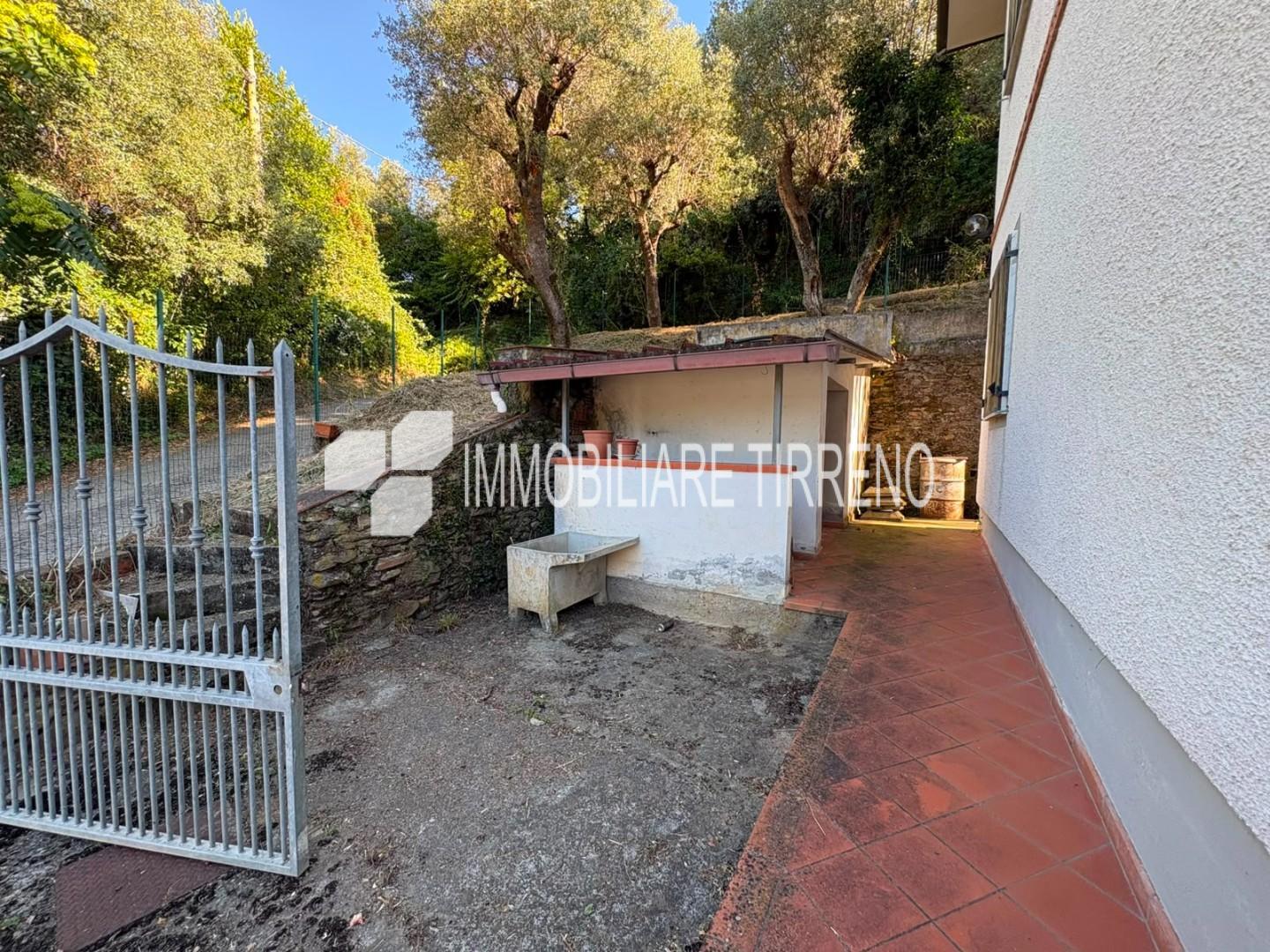 Villa Bifamiliare in vendita a Montignoso