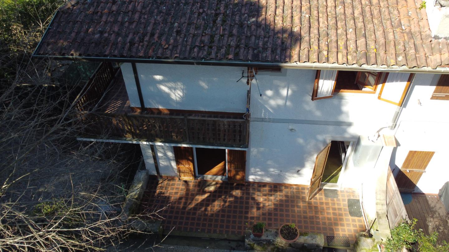 Villa Quadrifamiliari con giardino, Massa poveromo