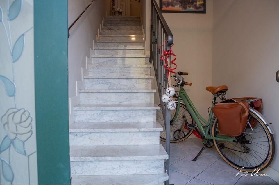 Casa indipendente con terrazzo, Viareggio terminetto