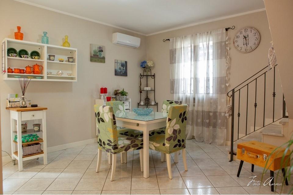 Casa indipendente con terrazzo, Viareggio terminetto
