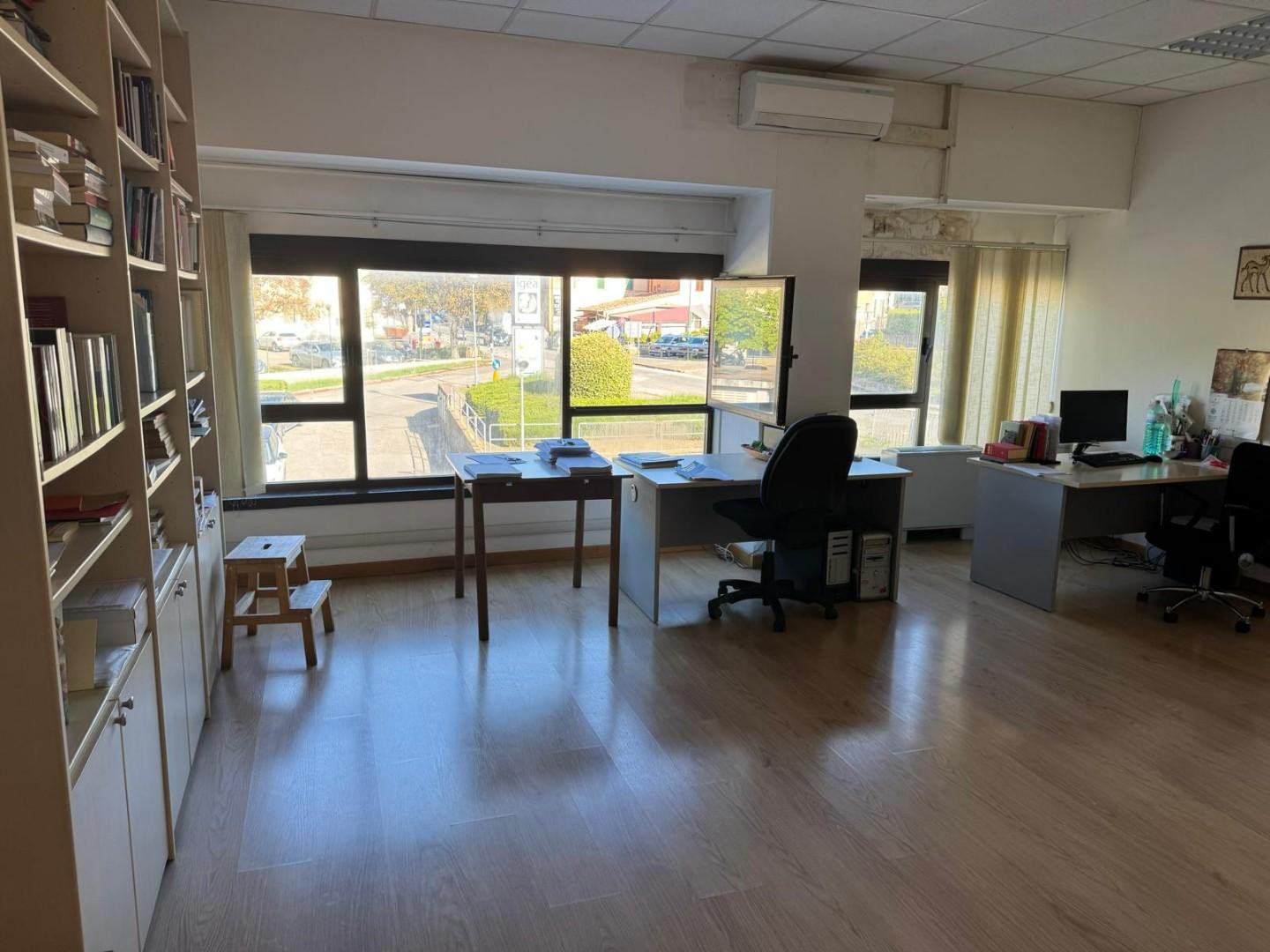 Ufficio in affitto, Siena massetana romana