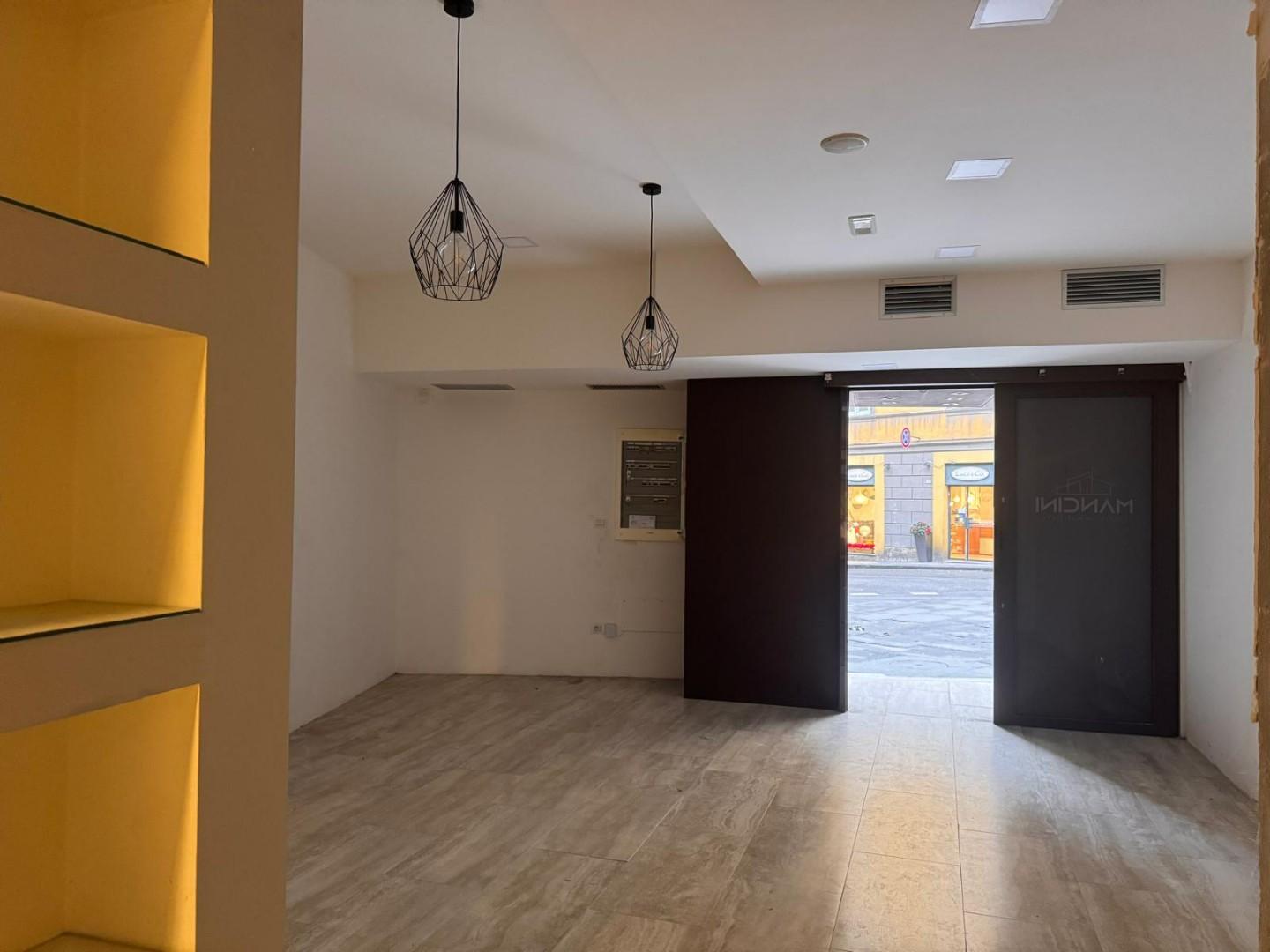 Locale commerciale in vendita, Siena centro storico