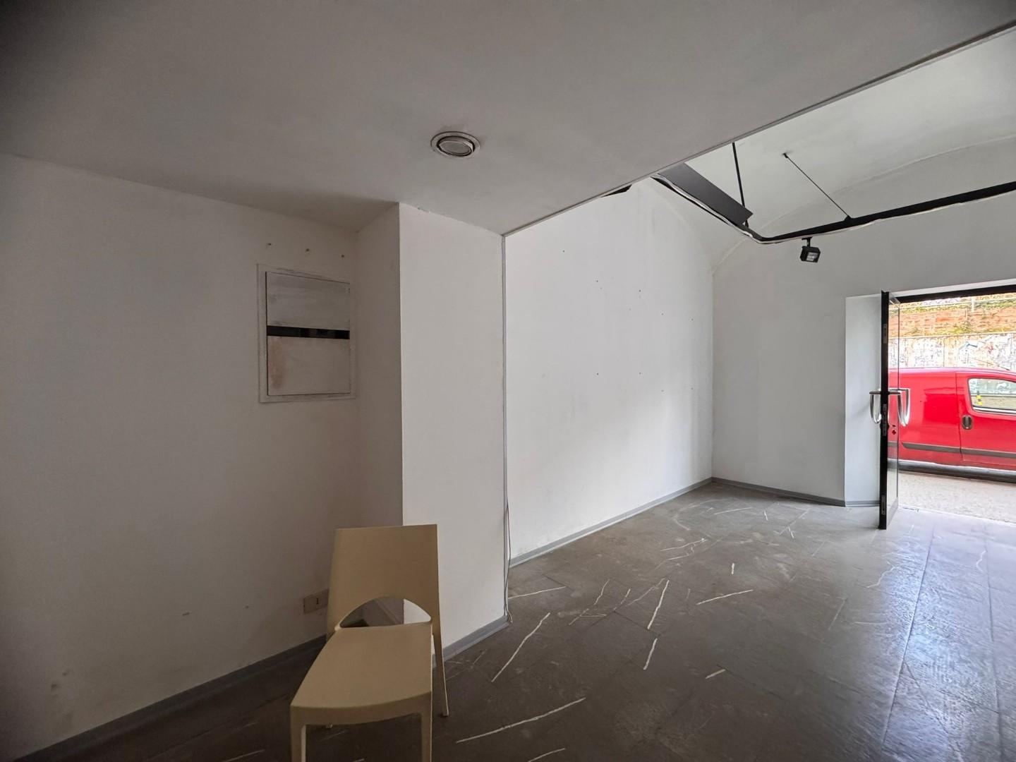 Locale commerciale in affitto, Siena antiporto