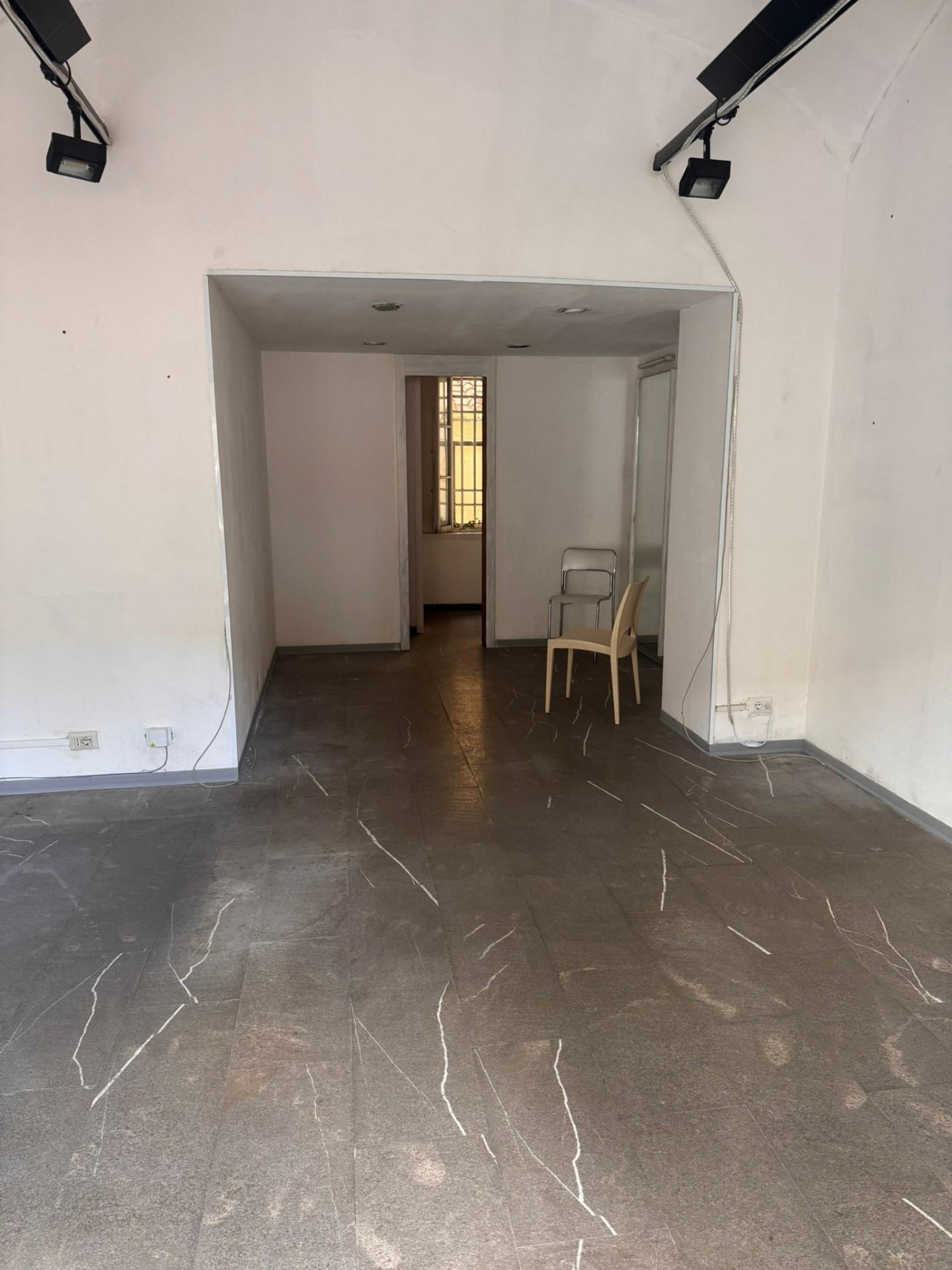 Locale commerciale in affitto, Siena antiporto