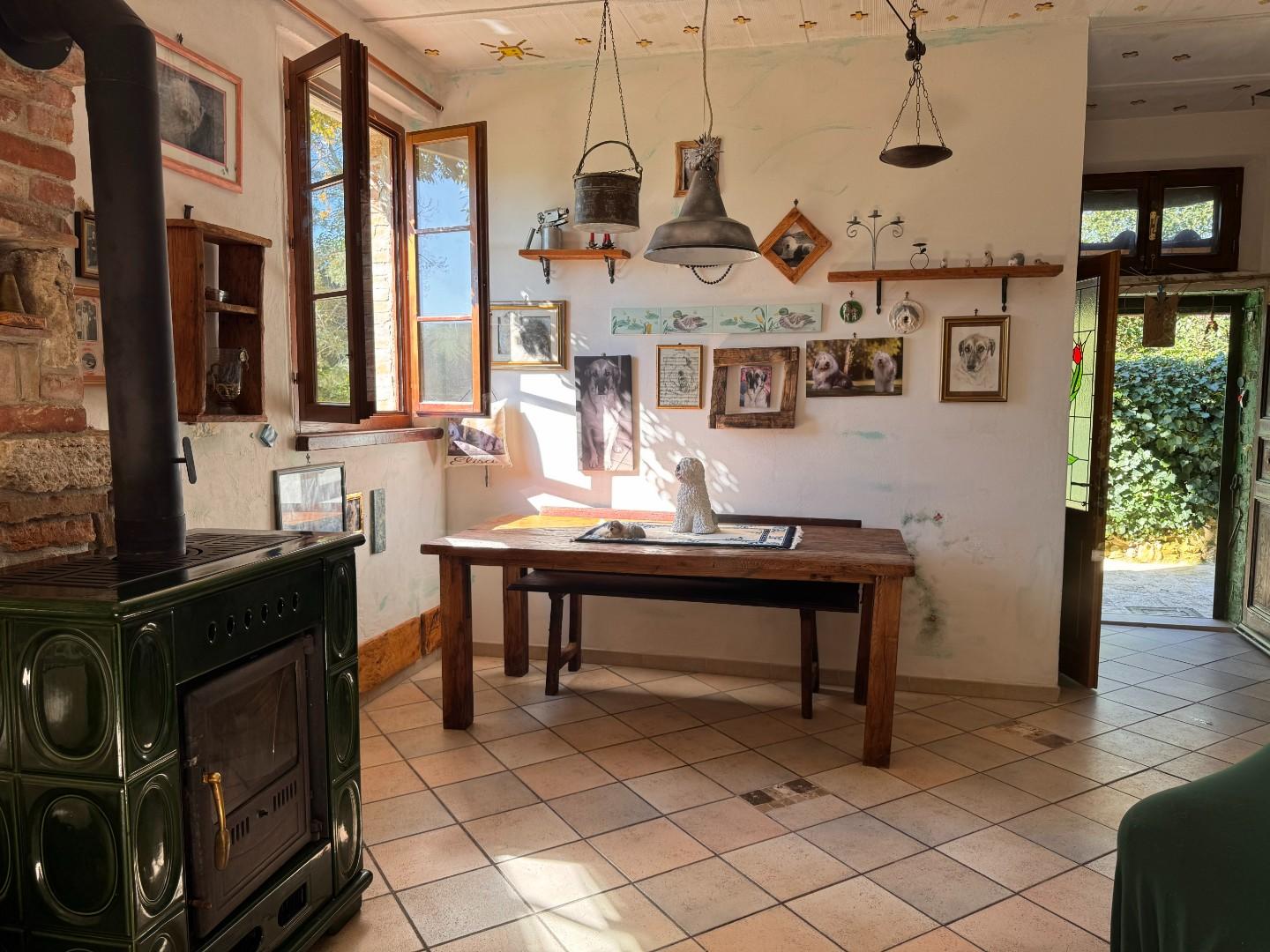 Villa con giardino, Asciano santa caterina vescona