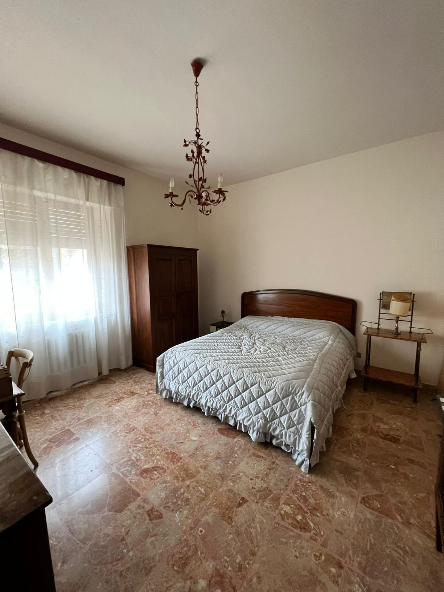 Stanza Singola con terrazzi, Siena mentana