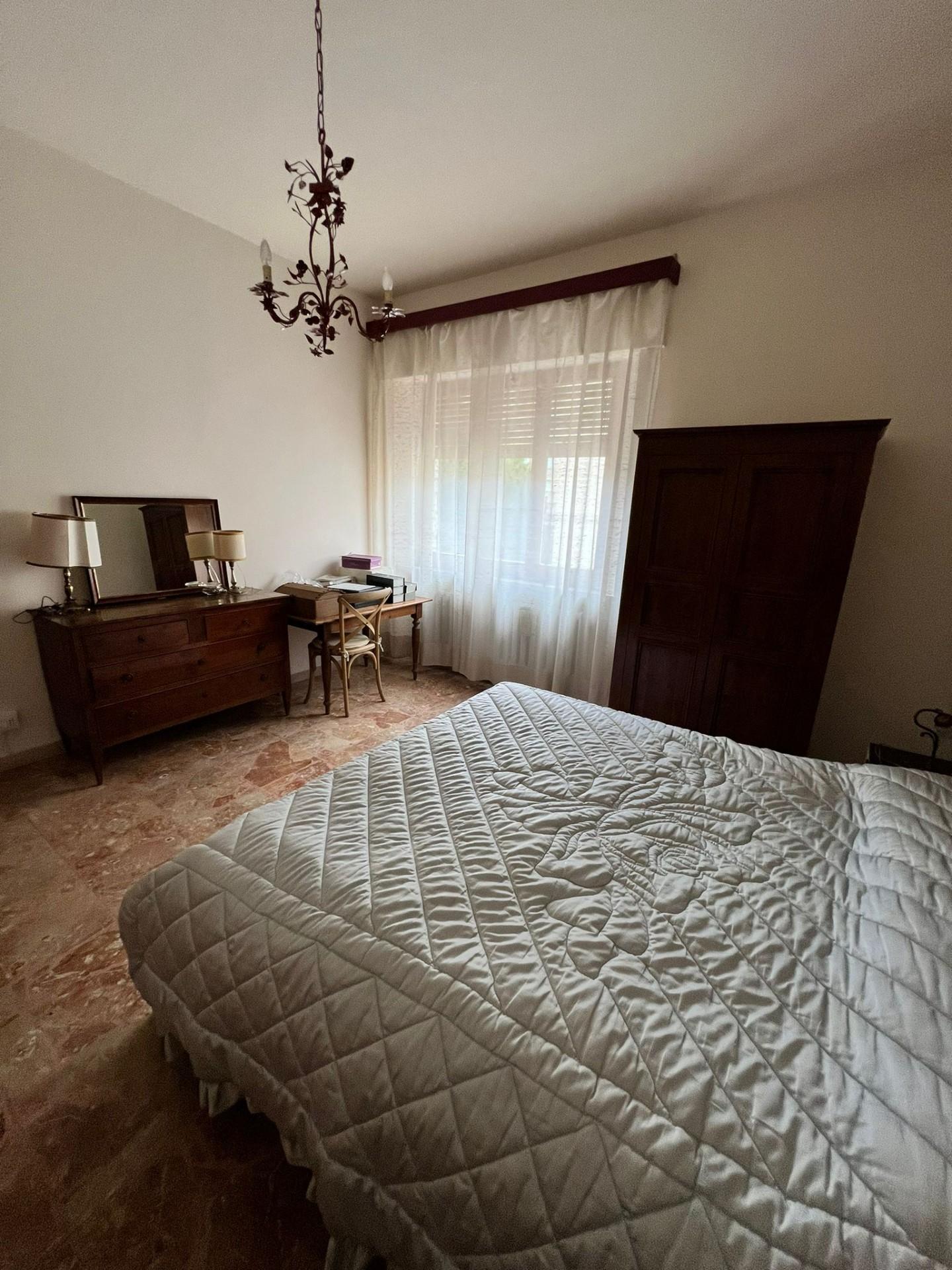 Stanza Singola con terrazzi, Siena mentana