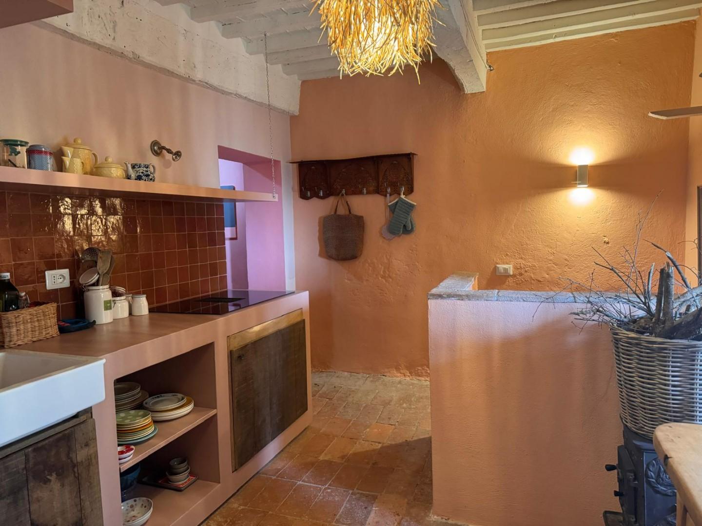 Casa indipendente arredata in affitto, Chiusdino ciciano