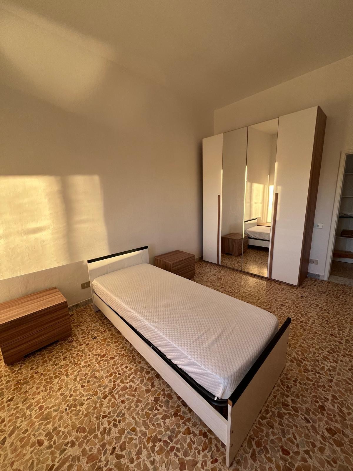 Trilocale arredato in affitto, Siena s. prospero