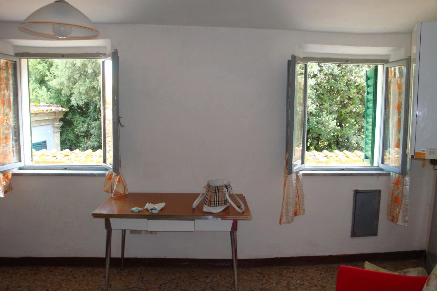 Appartamento da ristrutturare a Siena - valdimontone - 01