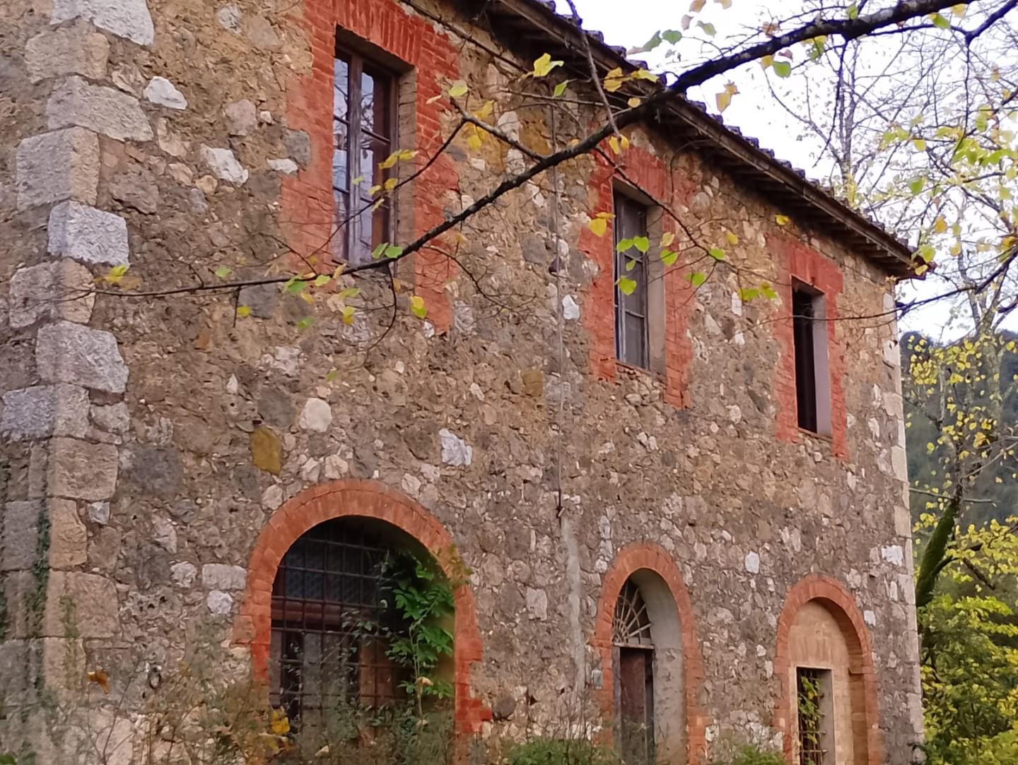 Villa con giardino a Sovicille