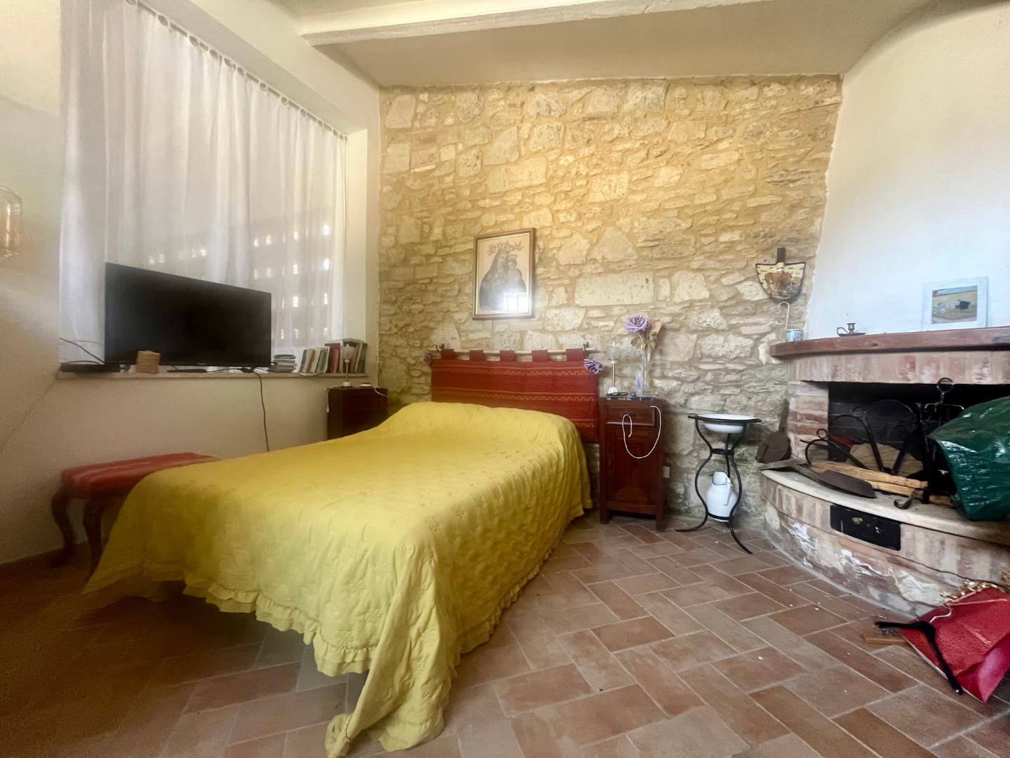 Rustico in vendita a Asciano