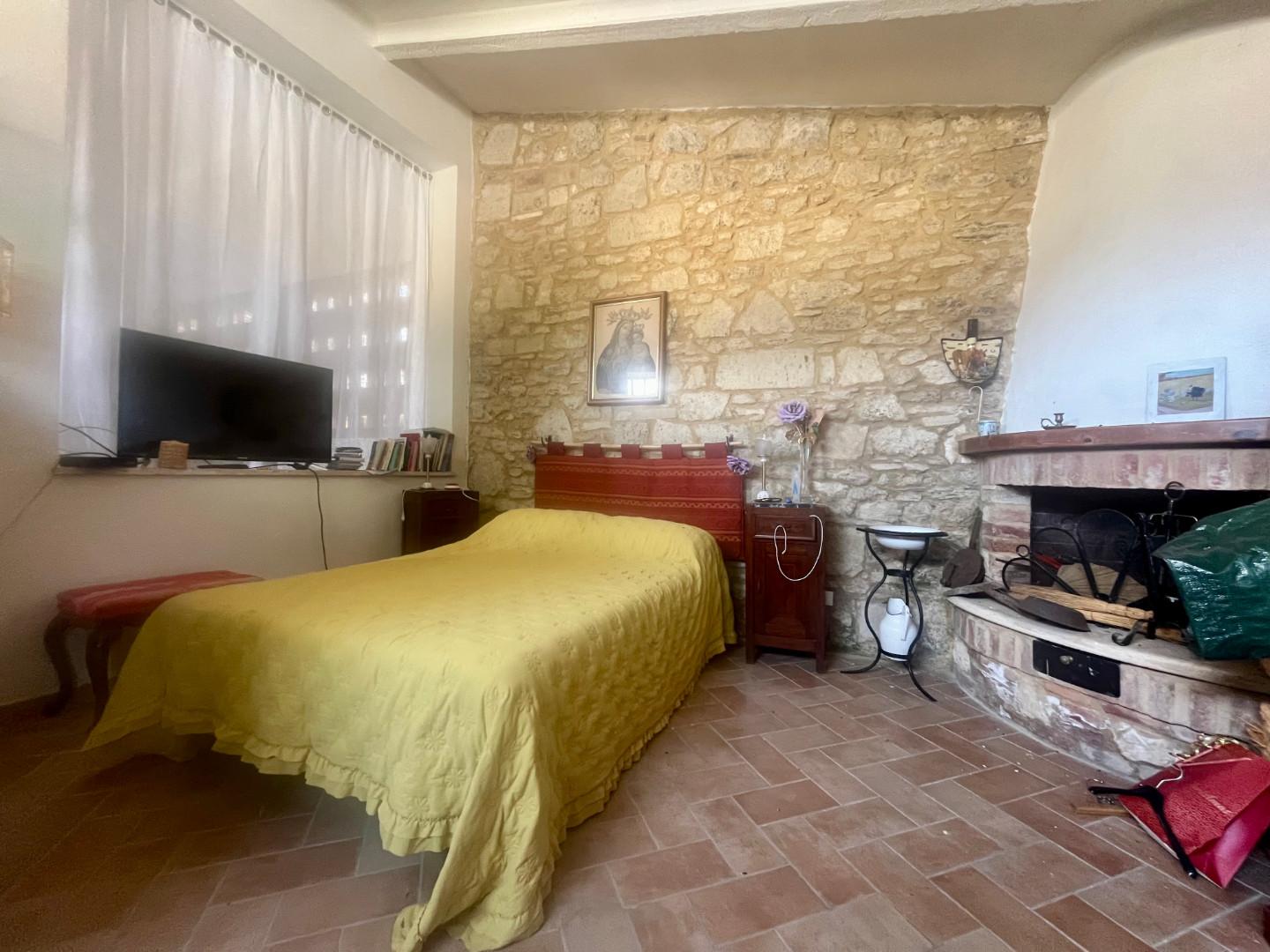 Rustico in vendita a Asciano