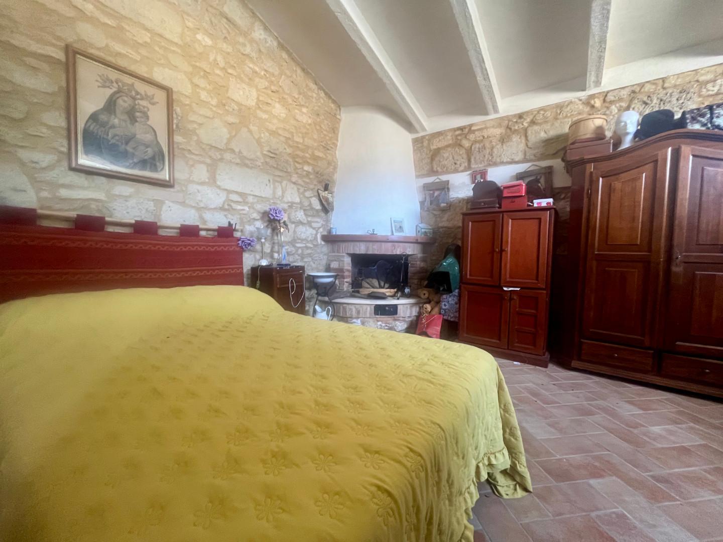 Rustico in vendita a Asciano