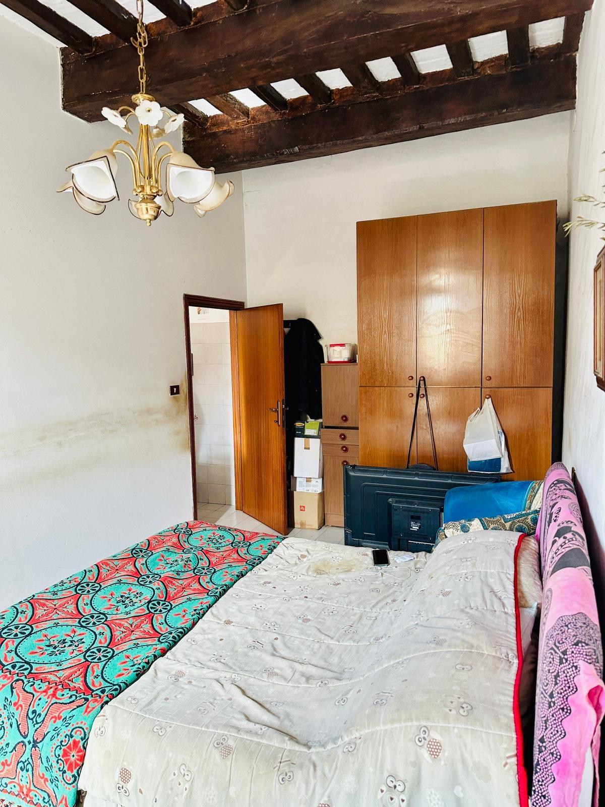 Trilocale da ristrutturare a Monteroni d'Arbia
