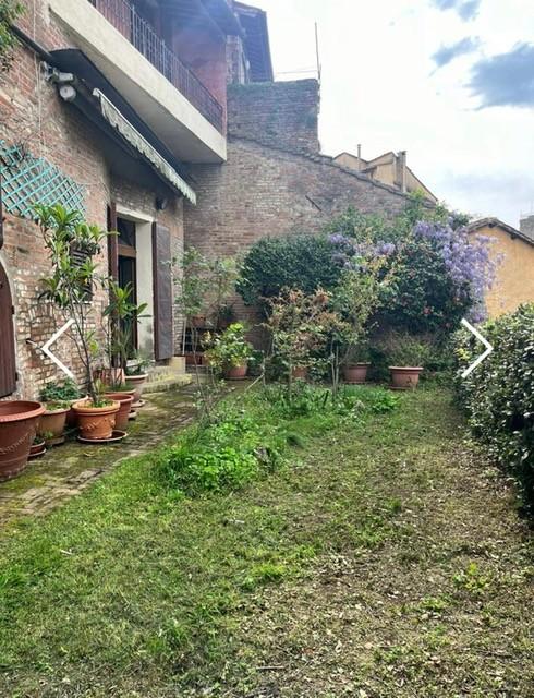 Appartamento con giardino a Siena