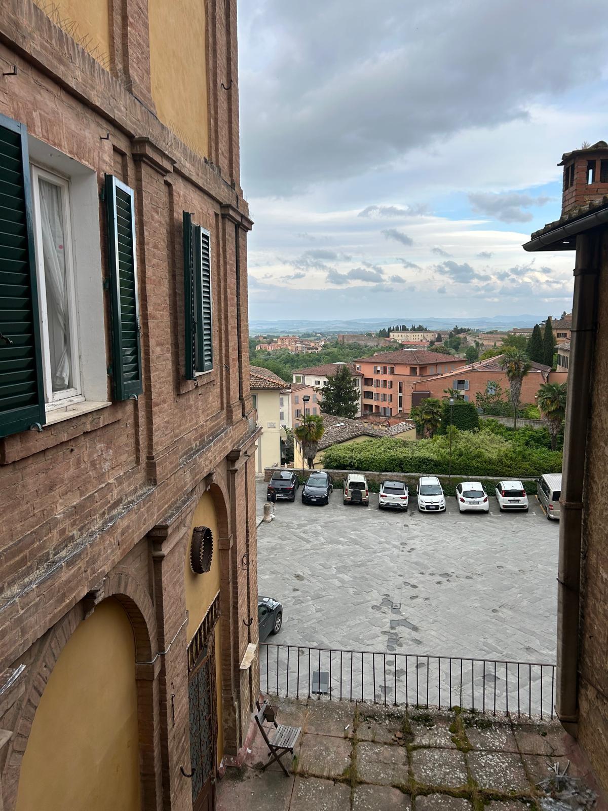 Quadrilocale in vendita a Siena