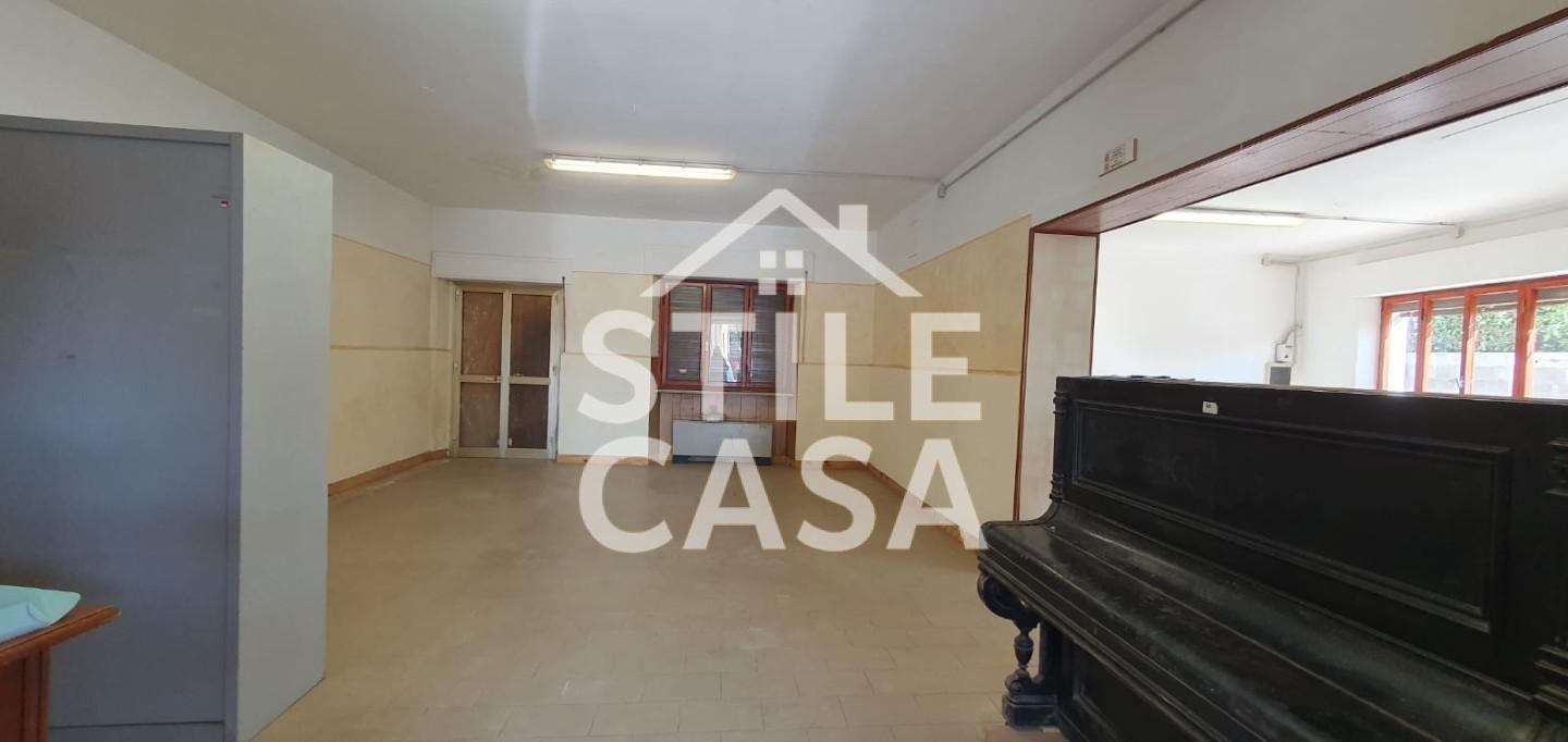 Laboratorio in affitto, Capannori san colombano