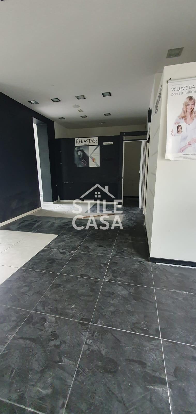 Locale commerciale in affitto, Capannori lunata