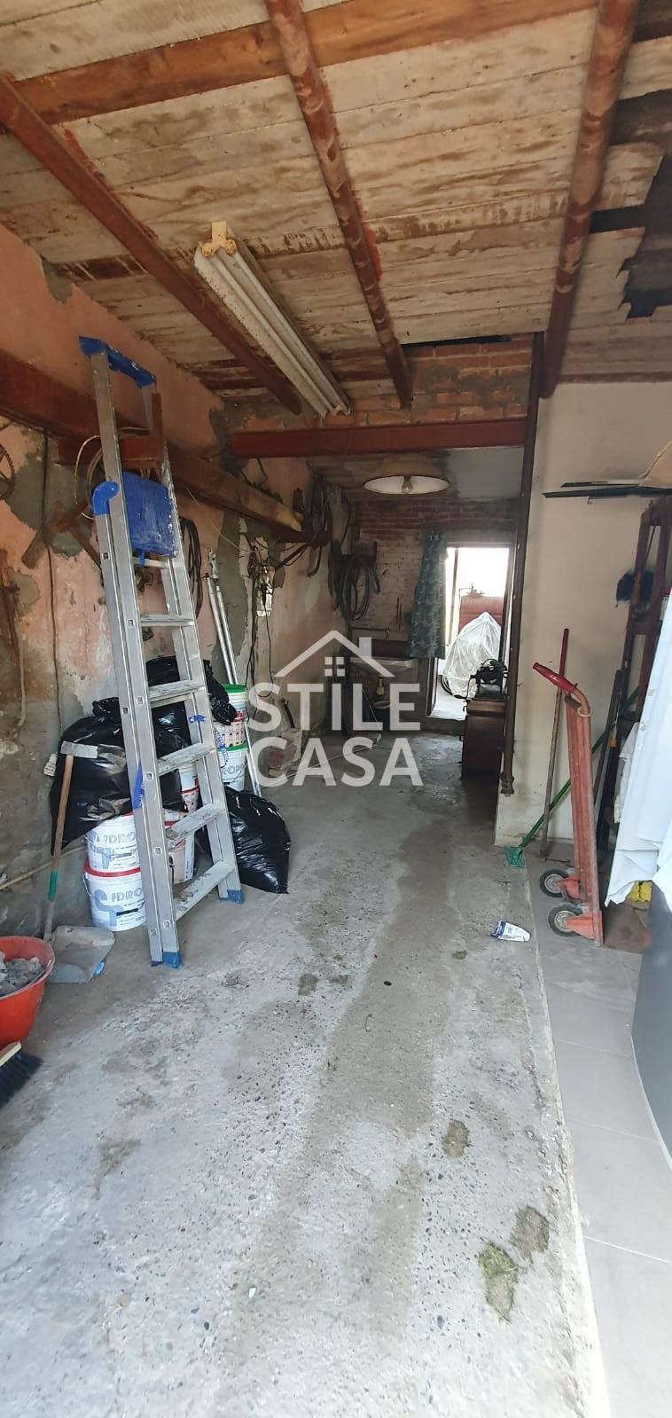 Casa indipendente con giardino, Pescia castellare