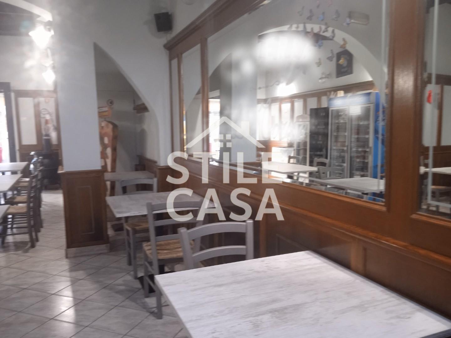 Locale commerciale in affitto a Altopascio