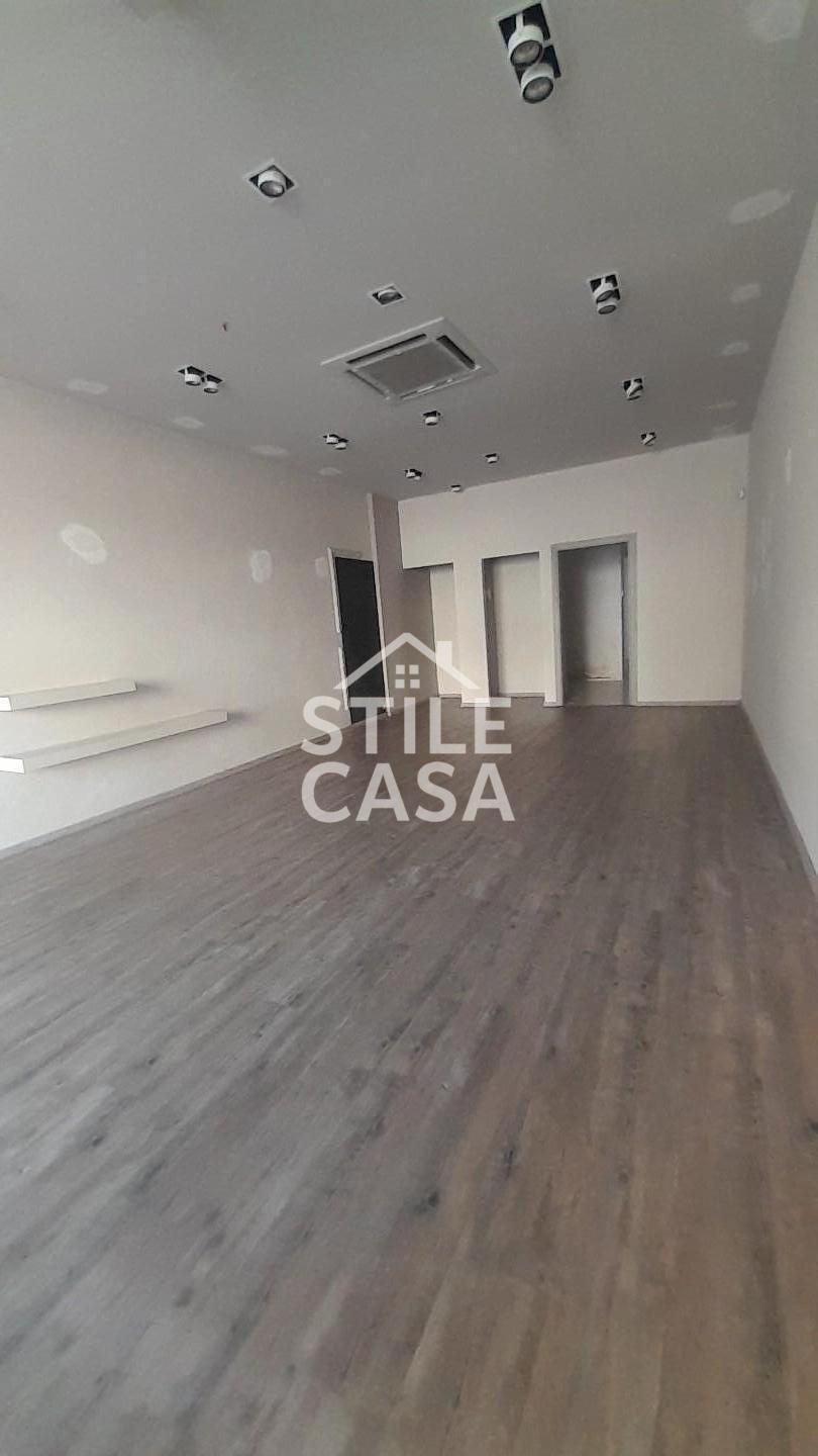 Negozio in vendita a Altopascio